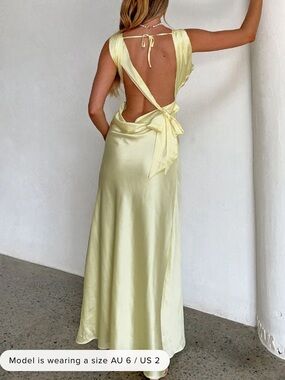 Beginning Boutique | Dresses | Beginning Boutique Green Halter Sundress  Cocktail | Poshmark